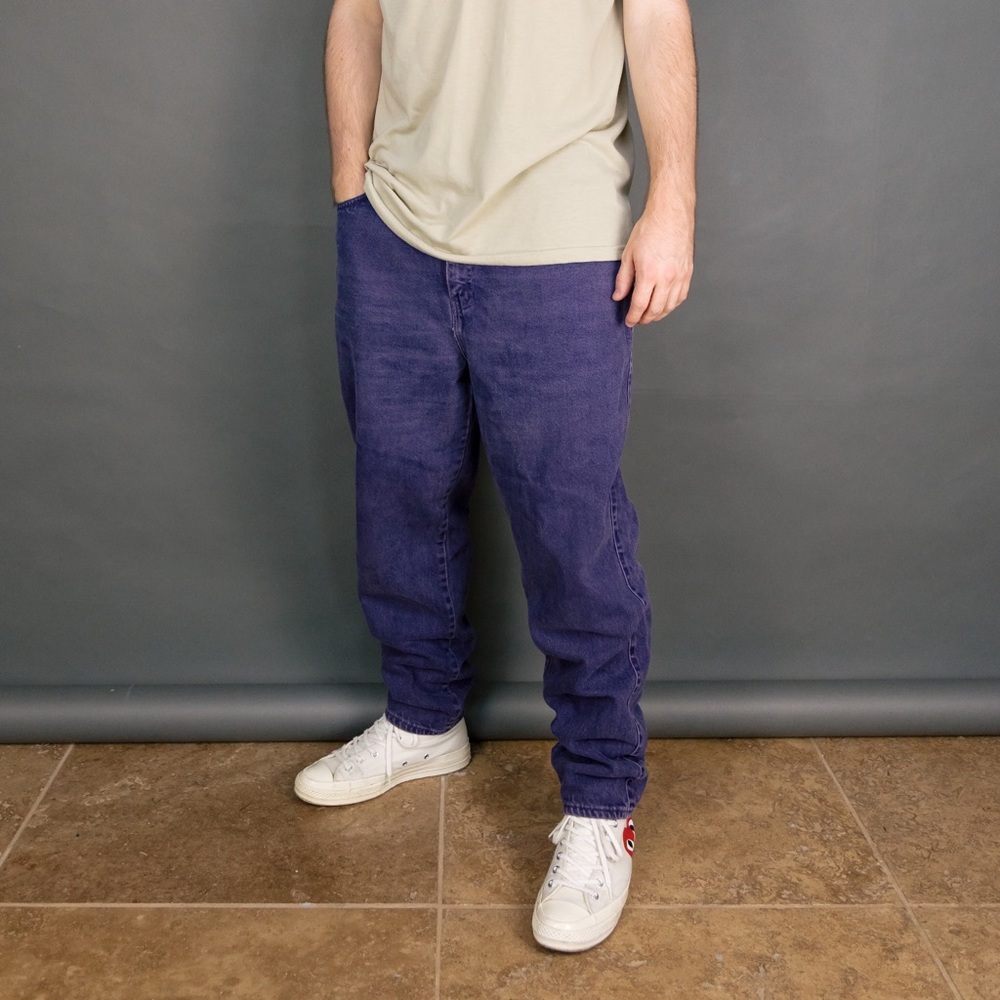 vintage 1980’s purple Levi’s denim jeans 🎟
